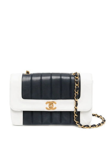 Chanel Pre Owned 1992 Mademoiselle Shoulder Bag