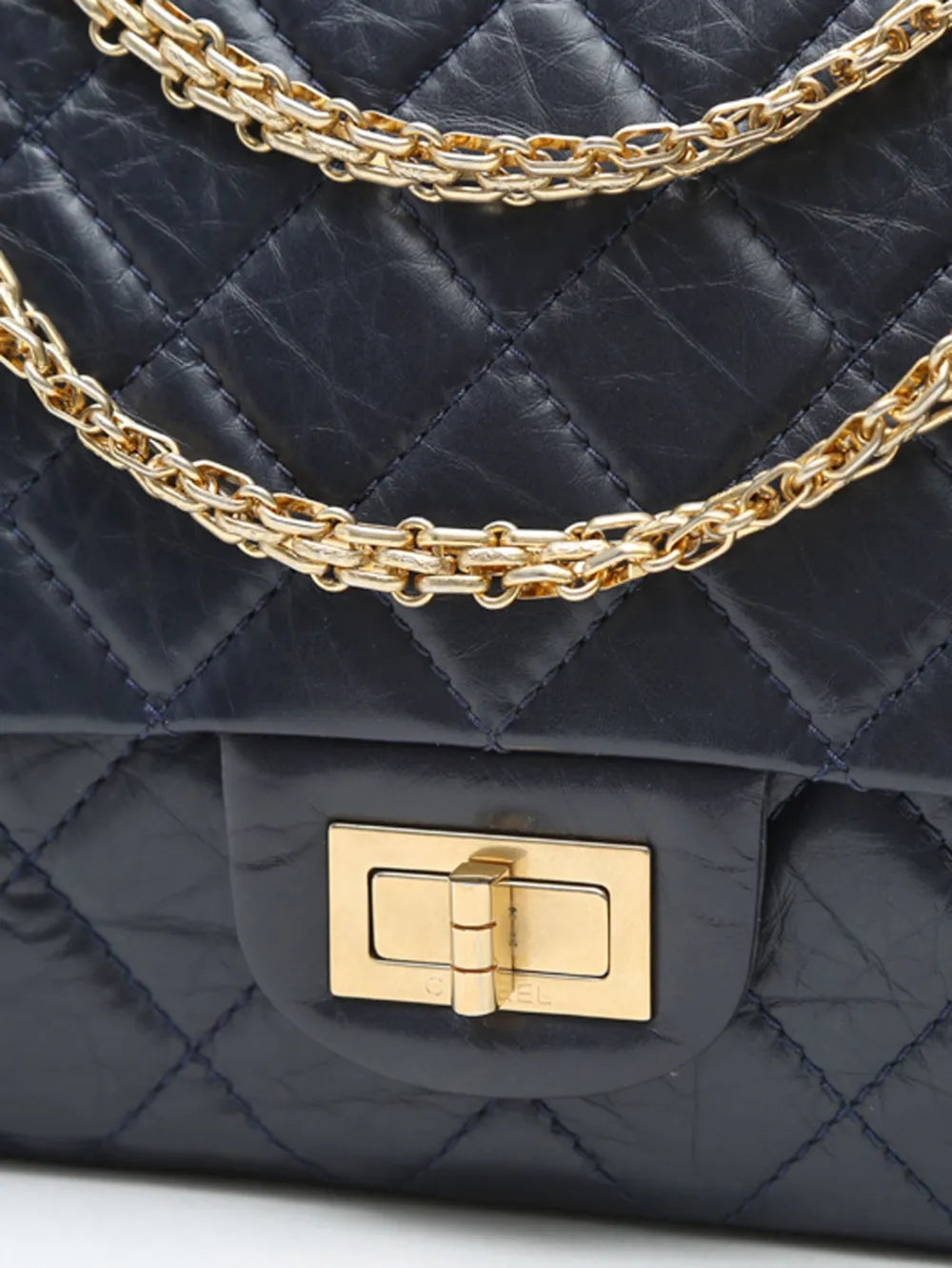 Chanel Pre Owned 2011 255 Reissue Shoulder Bag