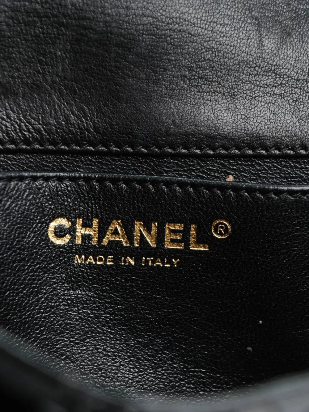 Chanel Pre Owned 2005 Diamond Quilted Shoulder Bag