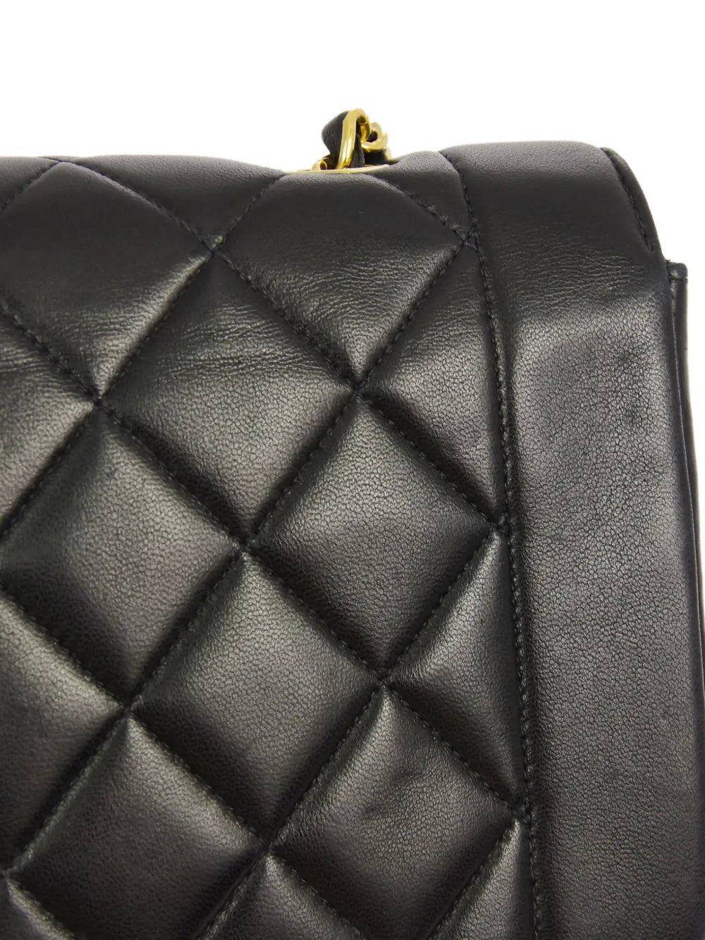 Chanel Pre Owned 1997 Small Diana Shoulder Bag