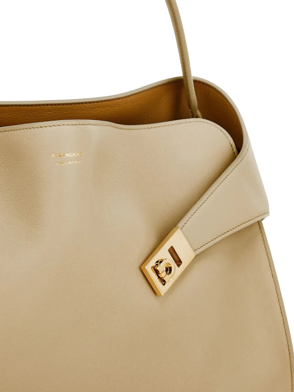 Ferragamo Medium Hug Soft Shoulder Bag