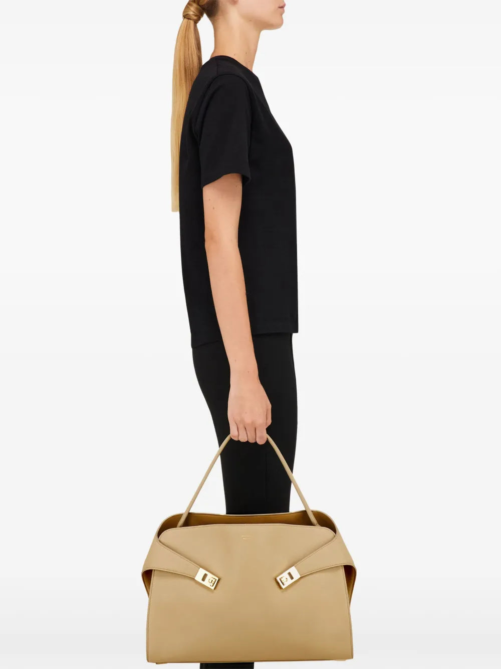 Ferragamo Medium Hug Soft Shoulder Bag