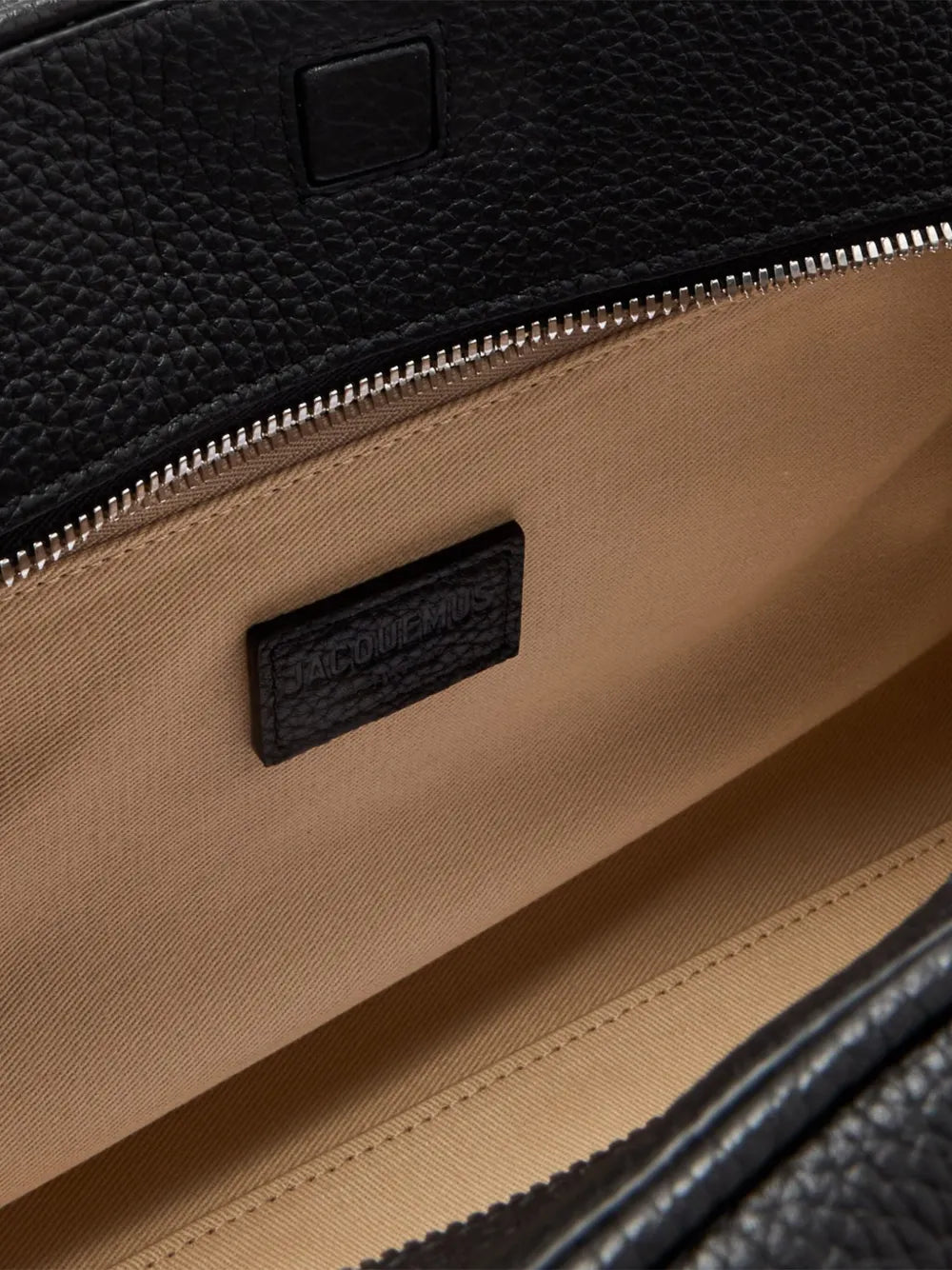 Jacquemus Le Turismo Shoulder Bag