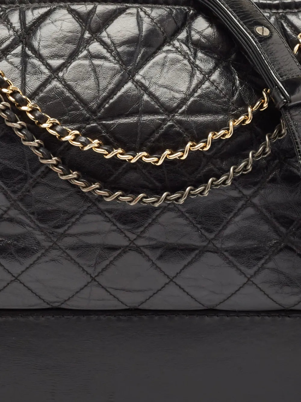 Chanel Pre Owned Gabrielle Quilted Leather Shoulder Bag
