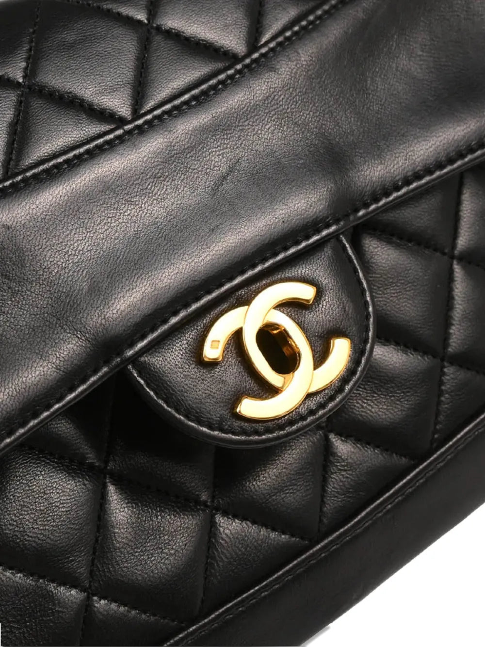 Chanel Pre Owned 1990 Diamond Quilted Shoulder Bag