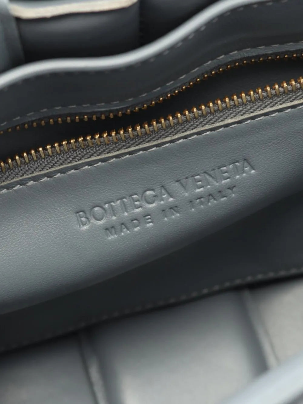 Bottega Veneta Pre Owned 2010S Intrecciato Cassette Shoulder Bag