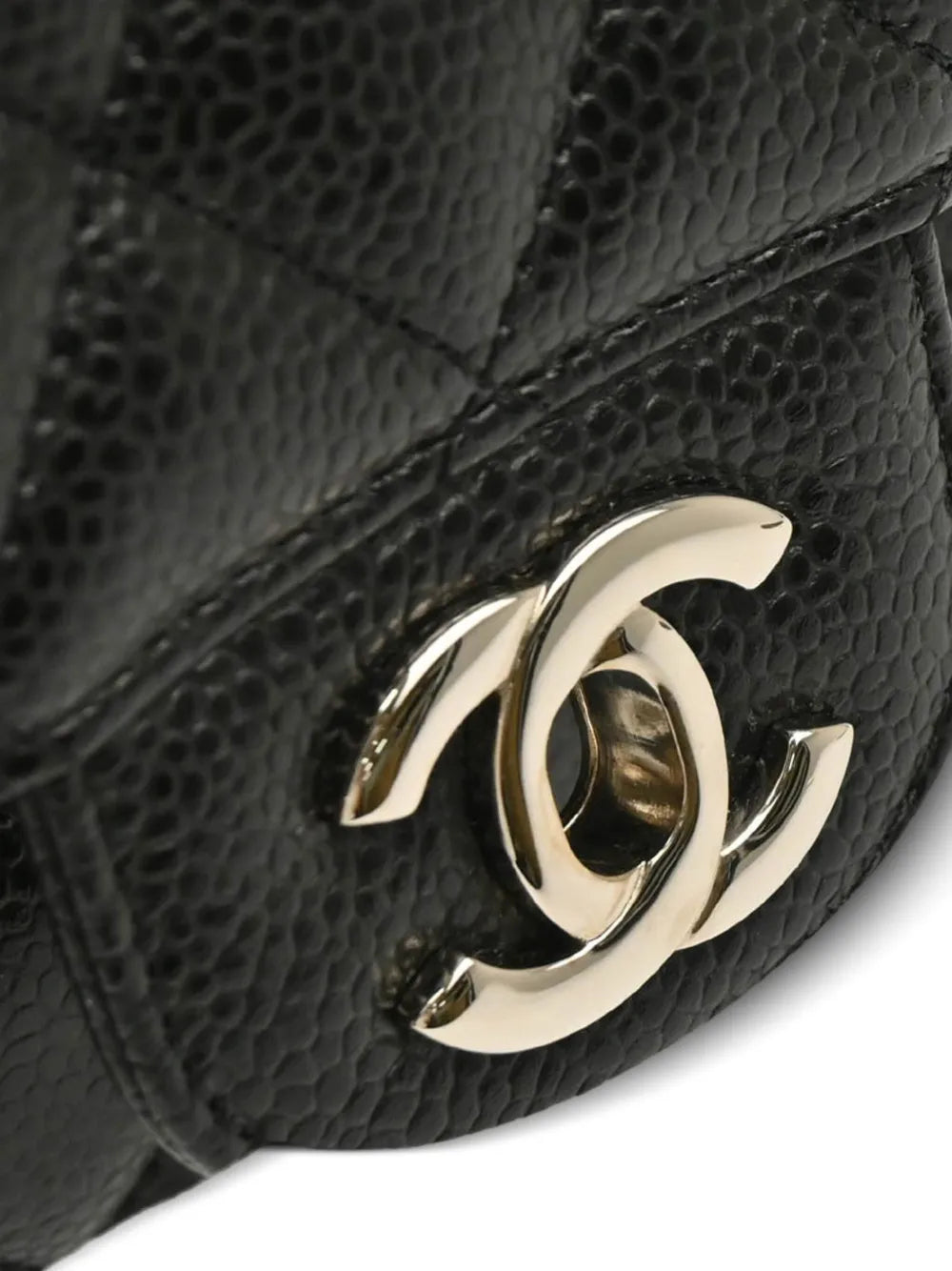 Chanel Pre Owned 2017 Medium Classic Double Flap Shoulder Bag