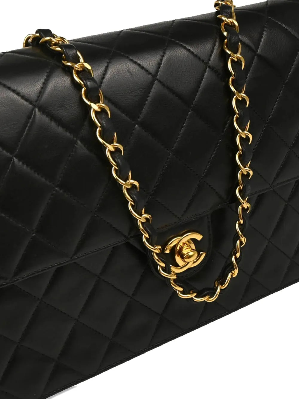 Chanel Pre Owned 2000 Medium Matelasse Shoulder Bag