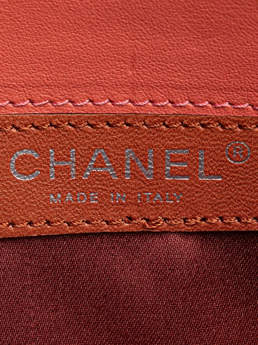 Chanel Pre Owned 2010 2011 Quilted Patent Brilliant East West Wallet On Chain Shoulder Bag