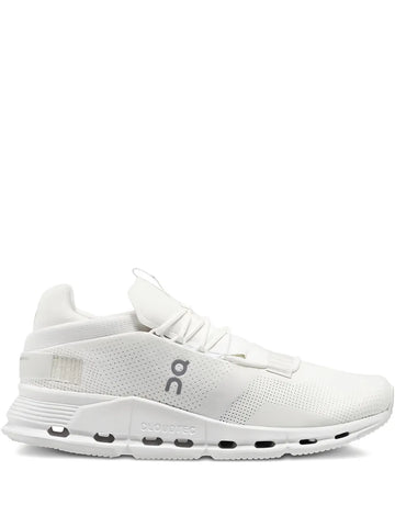 On Running Cloudnova Lace-Up