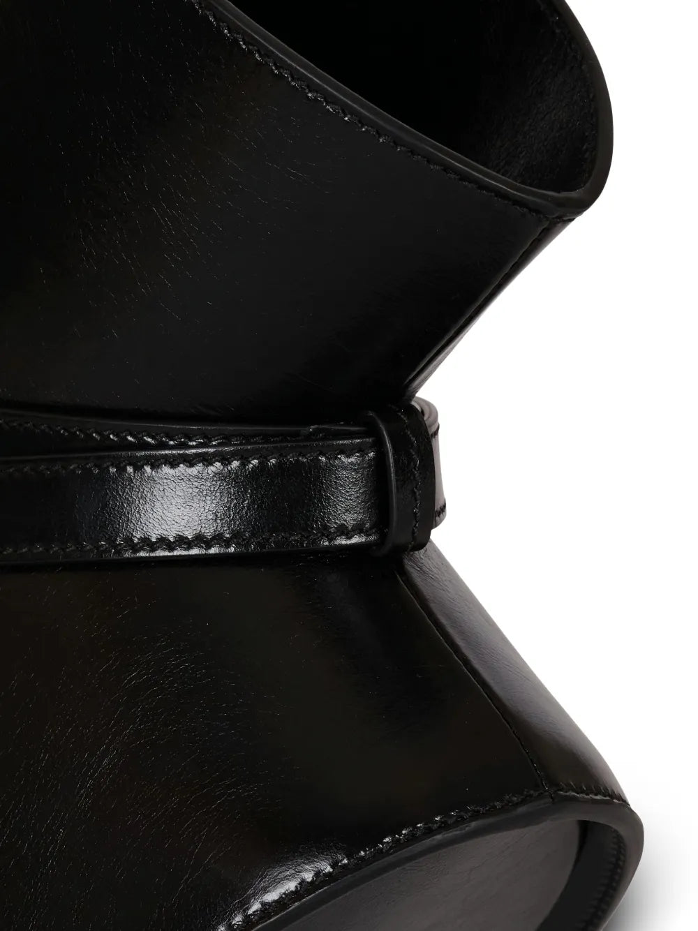 Balmain Medium Belted Detail Shoulder Bag