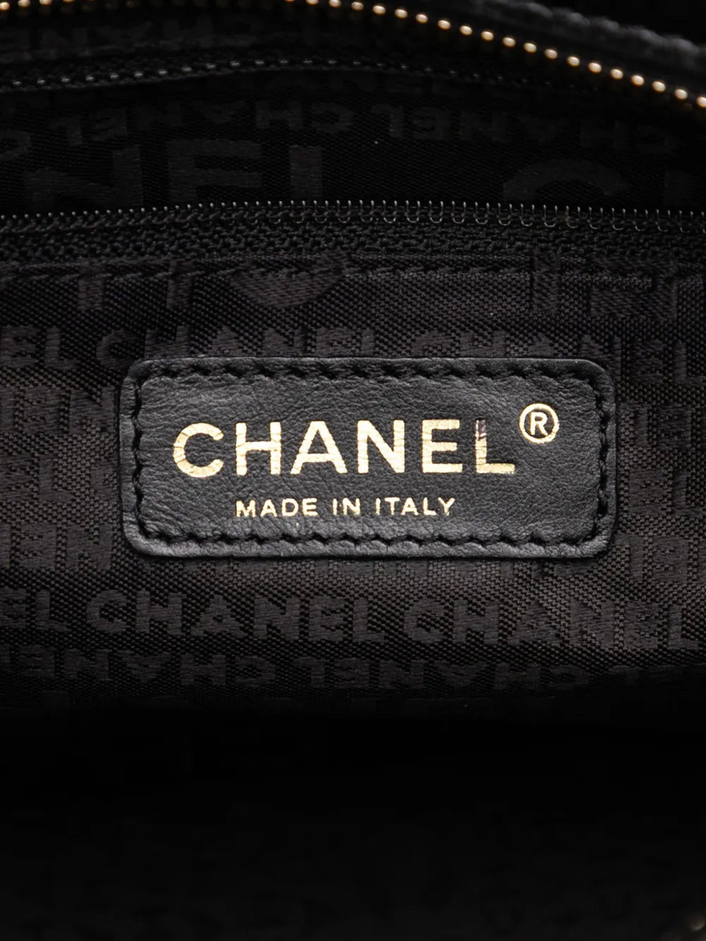 Chanel Pre Owned 2003 2004 Chocolate Bar Lambskin Shoulder Bag
