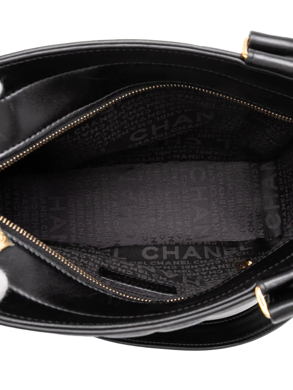 Chanel Pre Owned 2003 2004 Chocolate Bar Lambskin Shoulder Bag