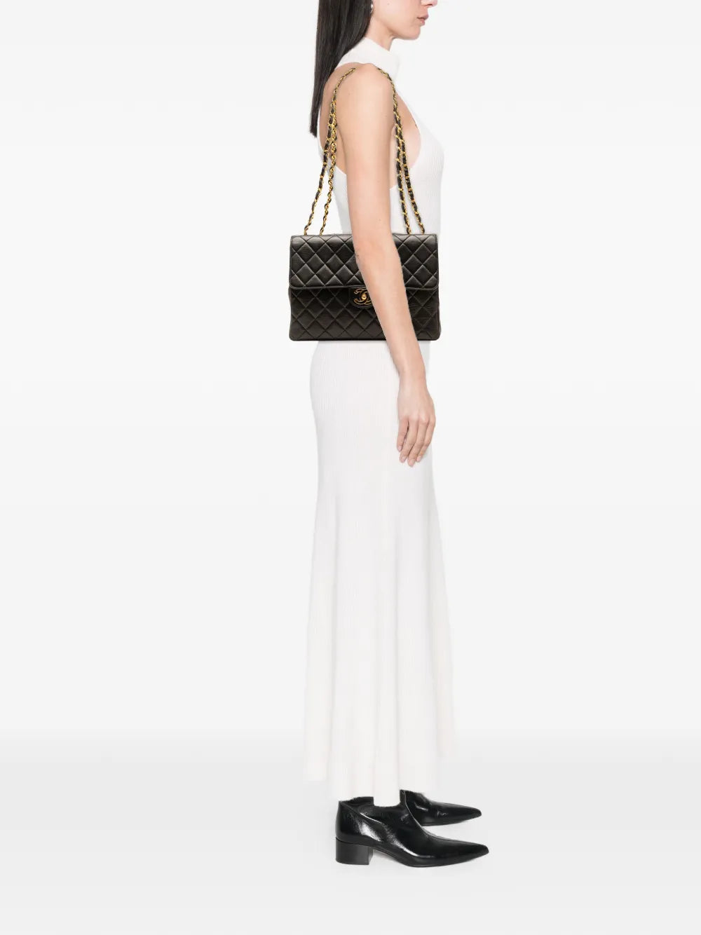 Chanel Pre Owned 1994 1996 Jumbo Classic Lambskin Single Flap Shoulder Bag