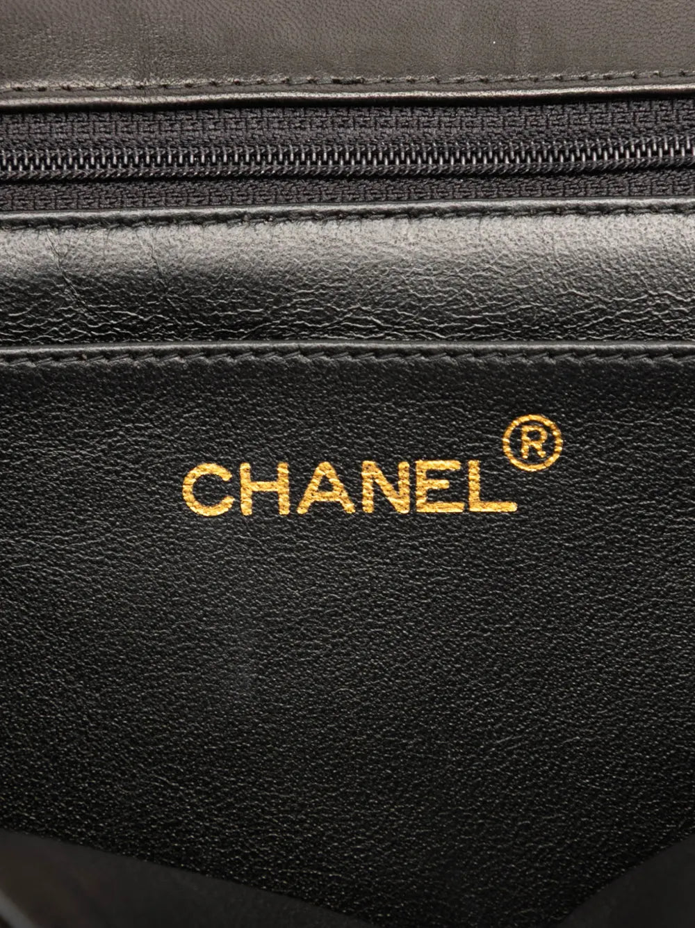 Chanel Pre Owned 1994 1996 Jumbo Classic Lambskin Single Flap Shoulder Bag