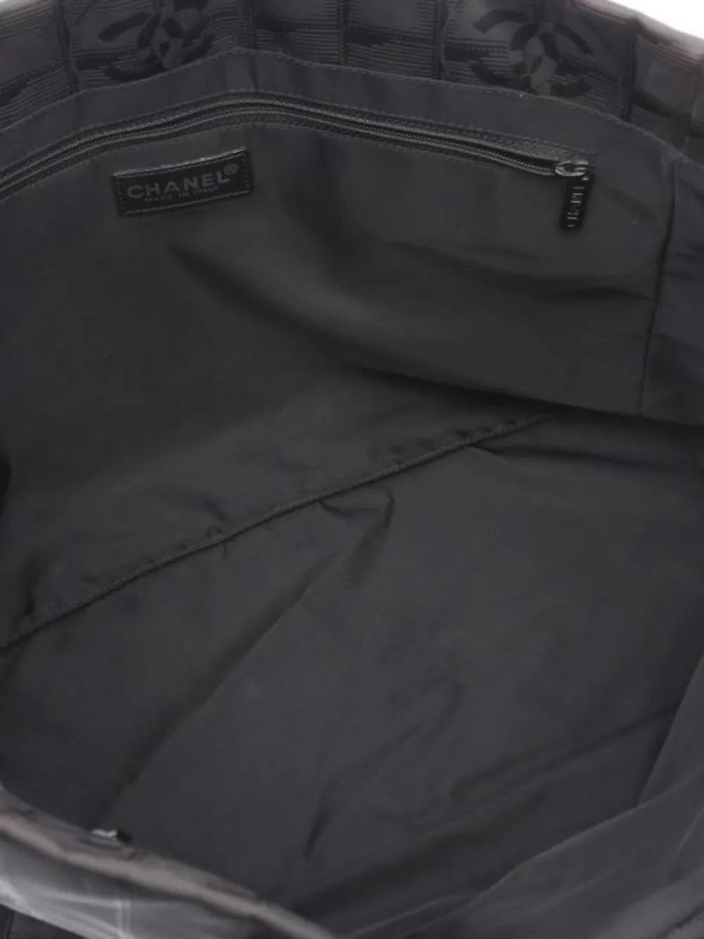 Chanel Pre Owned 2000 2002 Leather Travel Line Tote Bag
