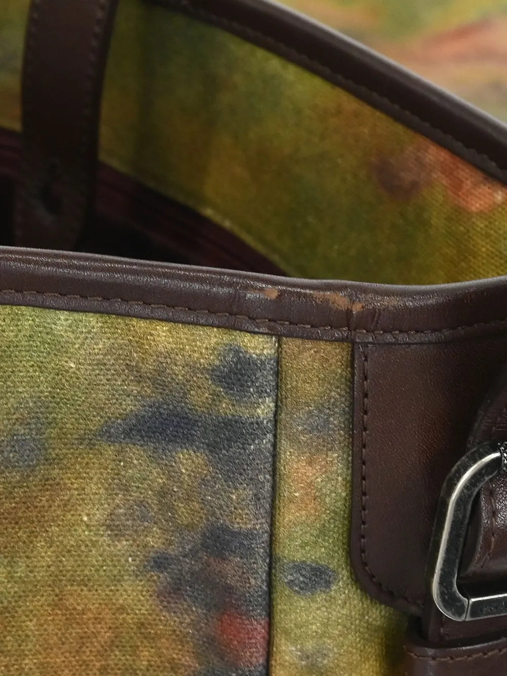 Chanel Pre Owned 2015 Graffiti Shoulder Bag