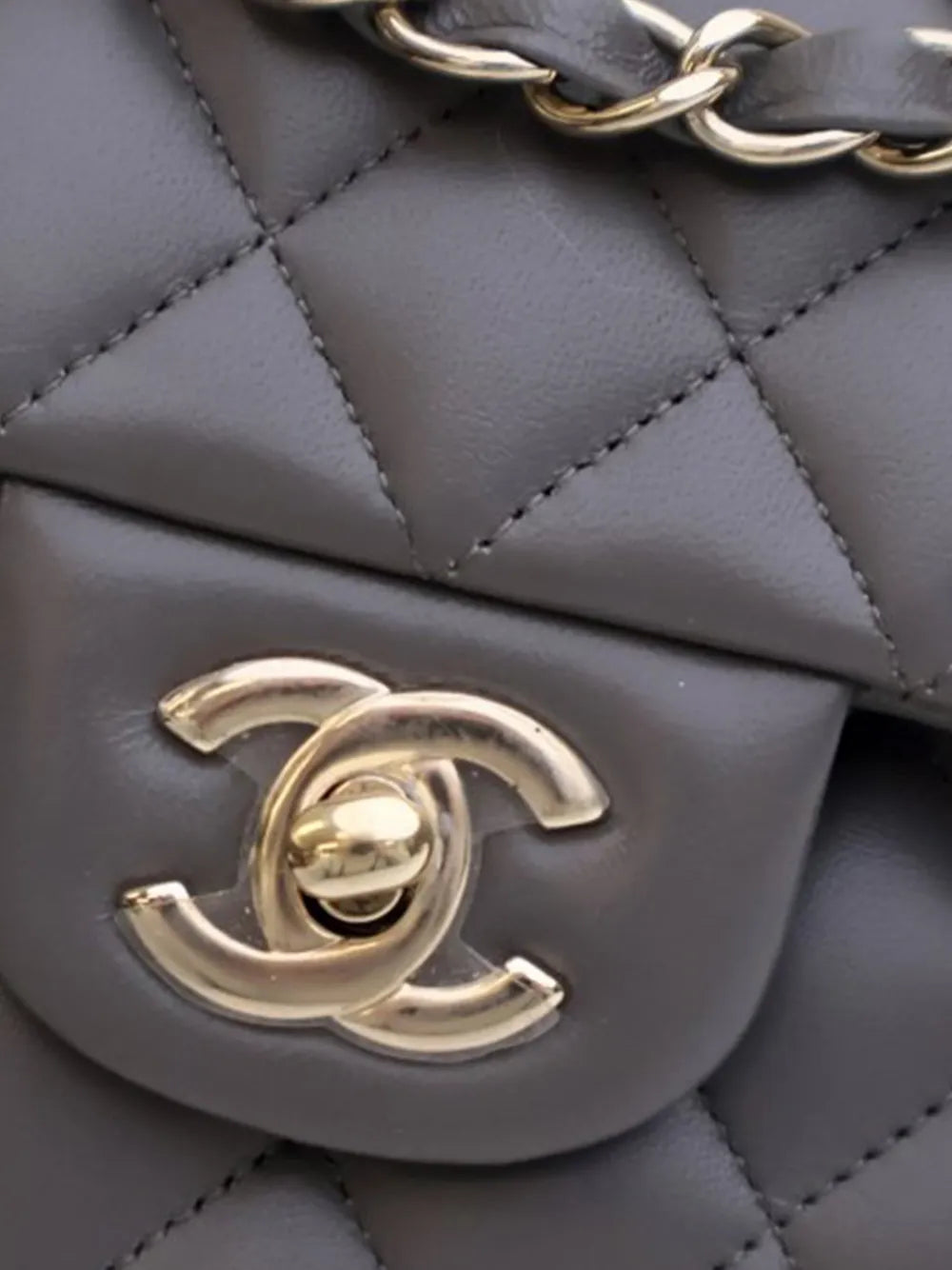 Chanel Pre Owned 2021 2025 Small Classic Lambskin Double Flap Shoulder Bag