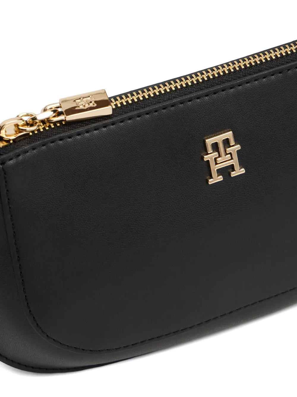 Tommy Hilfiger Chain Strap Logo Detail Shoulder Bag