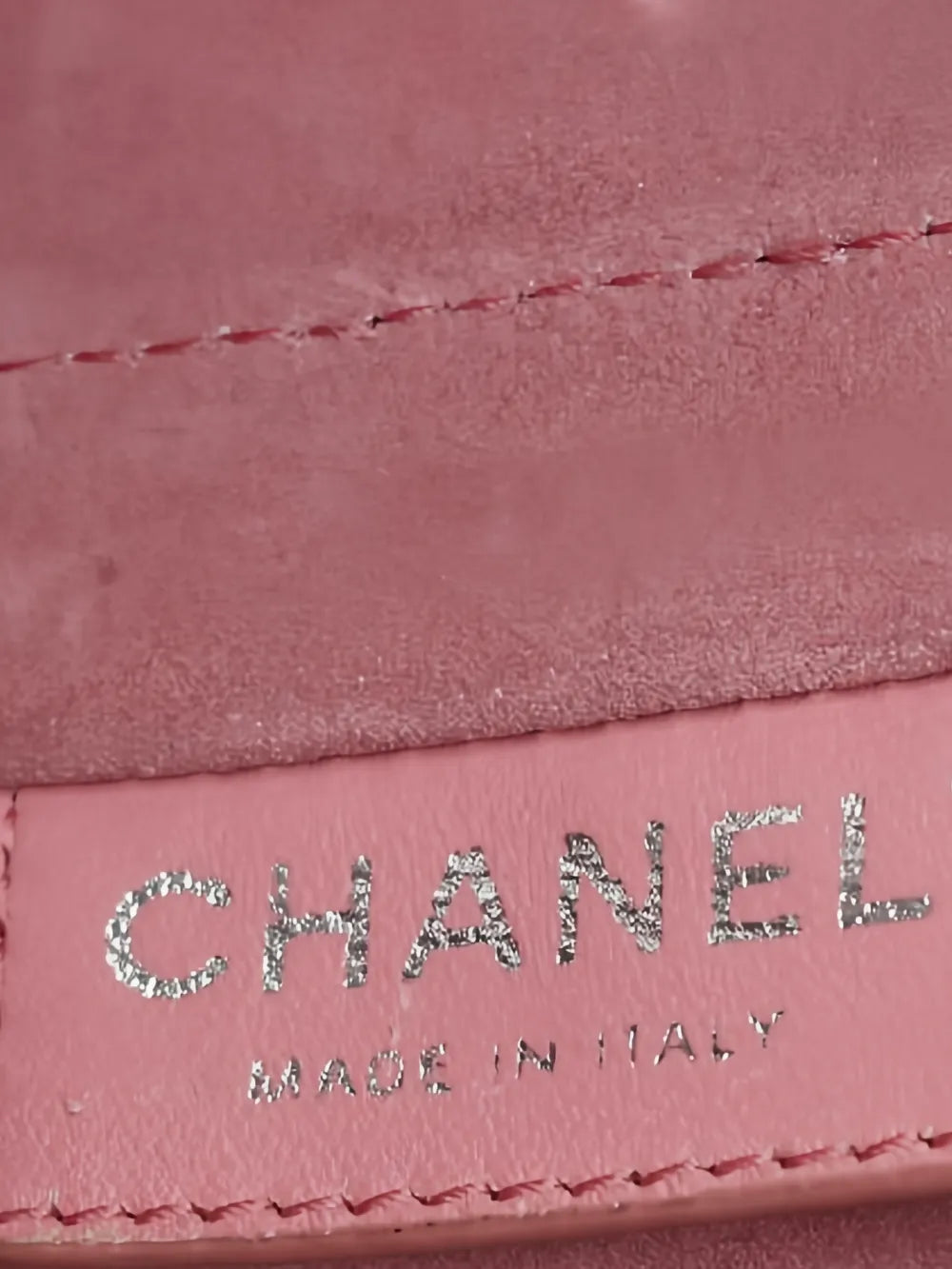 Chanel Pre Owned 2019 Logo Pattern Shoulder Bag