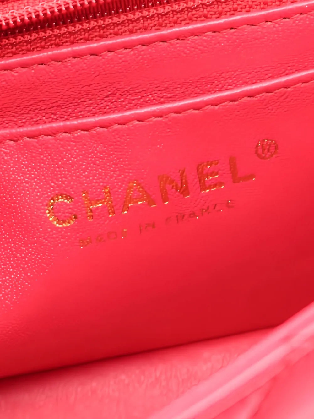 Chanel Pre Owned 2015 2016 Mini Matelasse 20 Shoulder Bag
