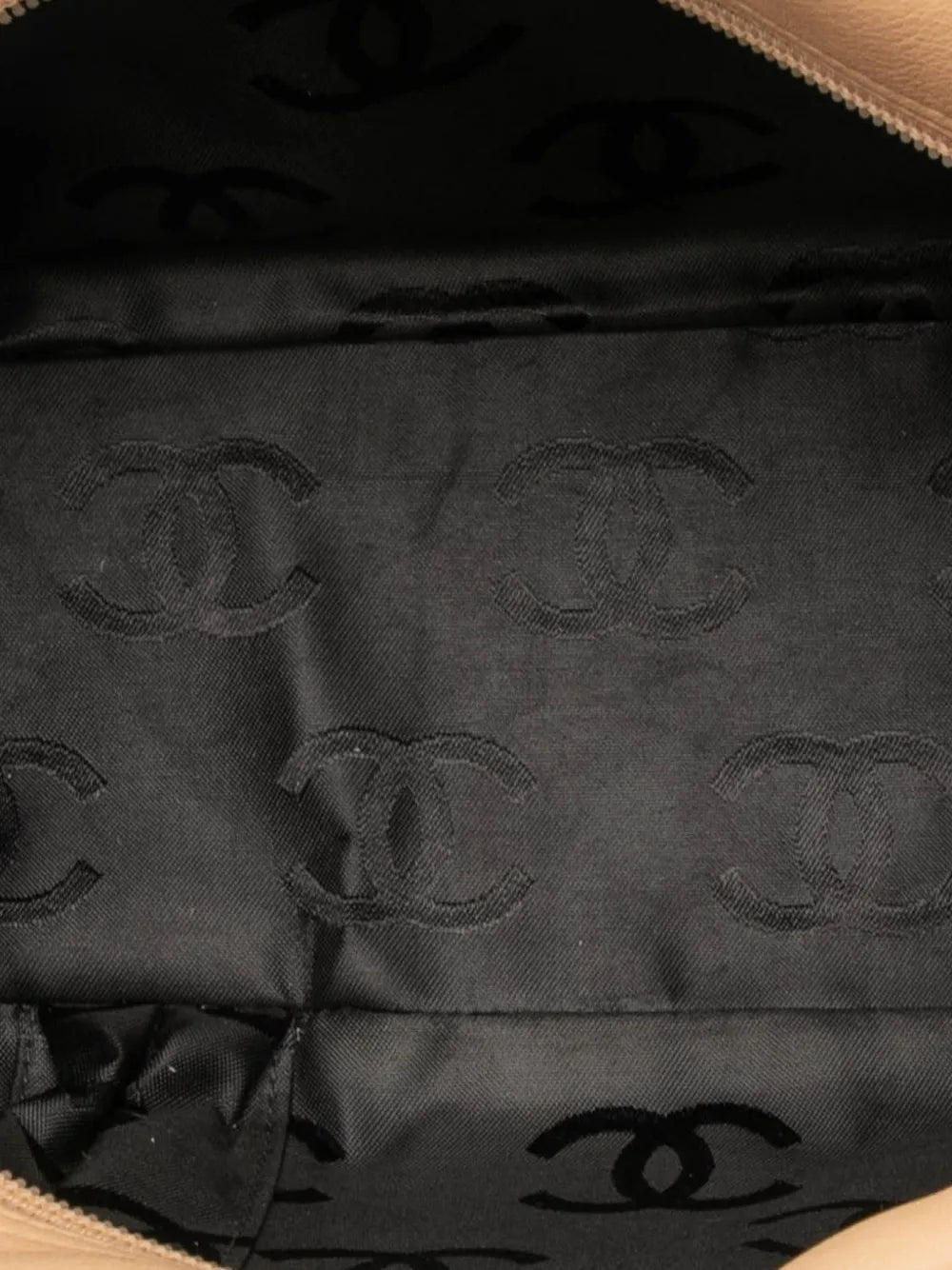 Chanel Pre Owned 2004 2005 Large Quilted Lambskin Cambon Ligne Shoulder Bag