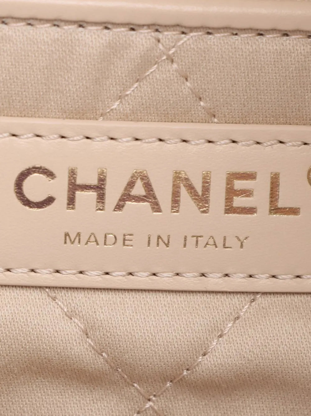 Chanel Pre Owned 2021 2025 Large Shiny Calfskin 22 Hobo Bag