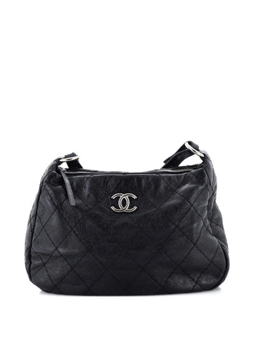 Chanel Pre Owned On The Road Quilted Leather Hobo Bag