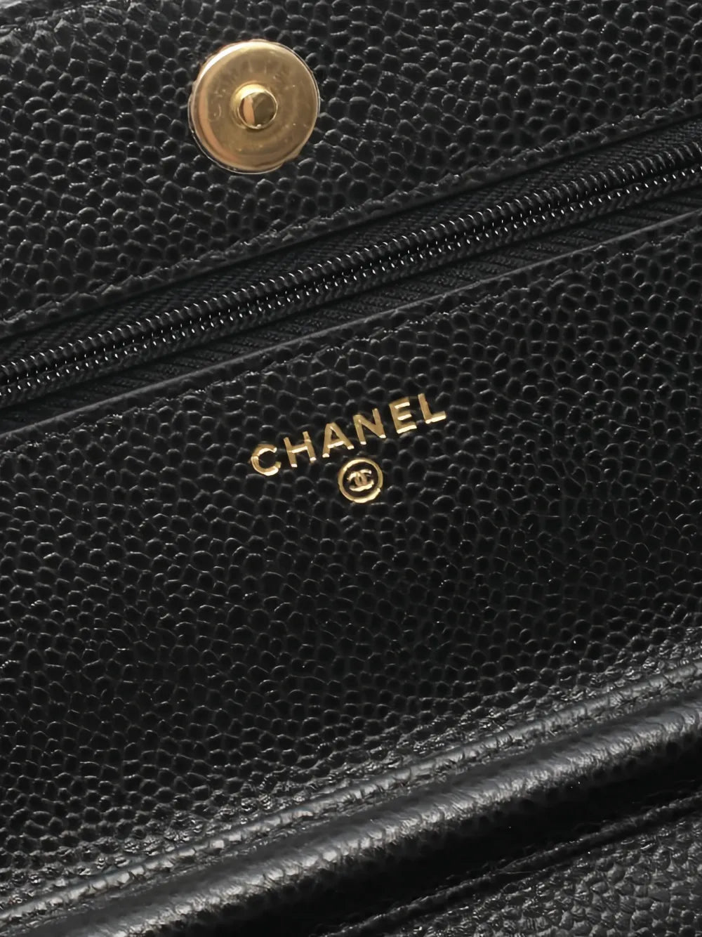 Chanel Pre Owned 2019 Quilted Chain Wallet