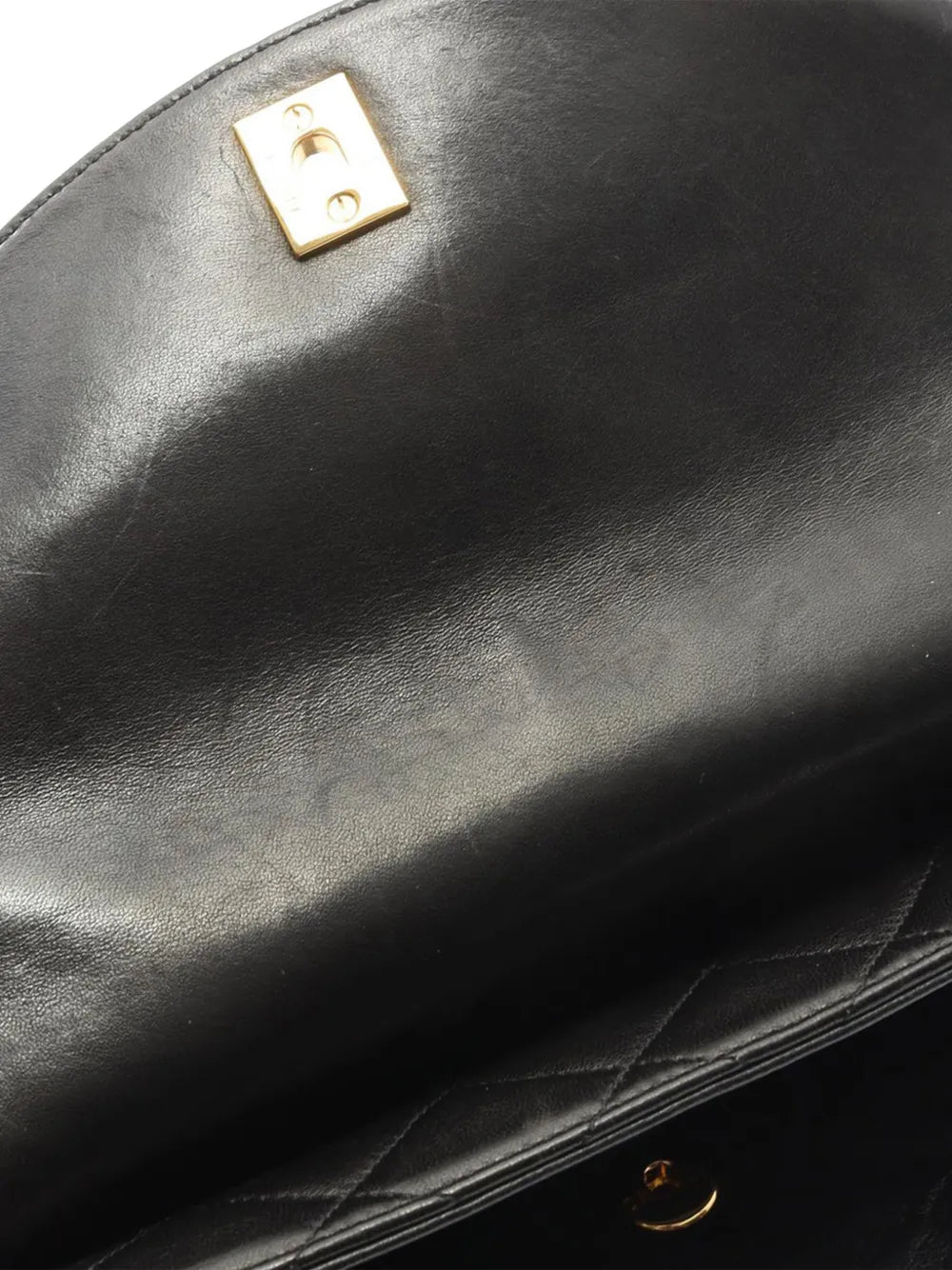 Chanel Pre Owned 1994 1996 Cc Quilted Lambskin Curve Flap Bag Shoulder Bag