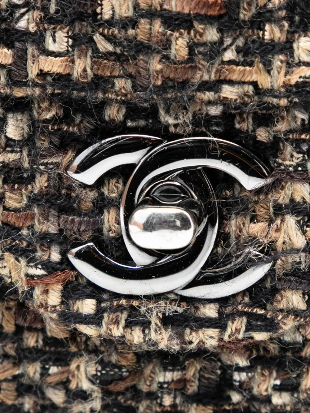 Chanel Pre Owned 2011 Medium Classic Tweed Double Flap Shoulder Bag