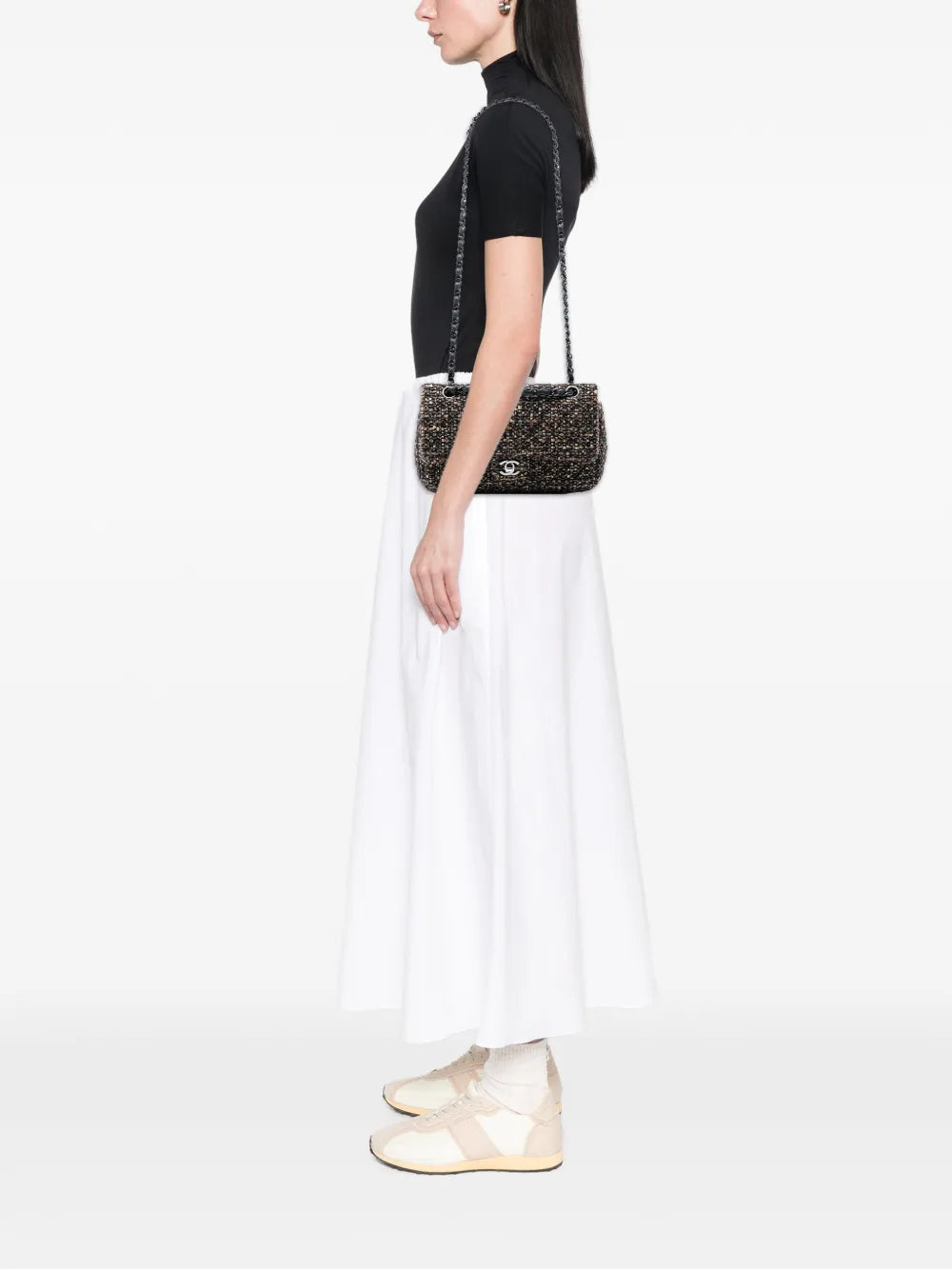Chanel Pre Owned 2011 Medium Classic Tweed Double Flap Shoulder Bag
