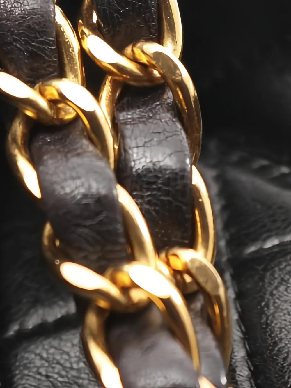 Chanel Pre Owned 1994 1996 Double Flap Chain Strap Shoulder Bag