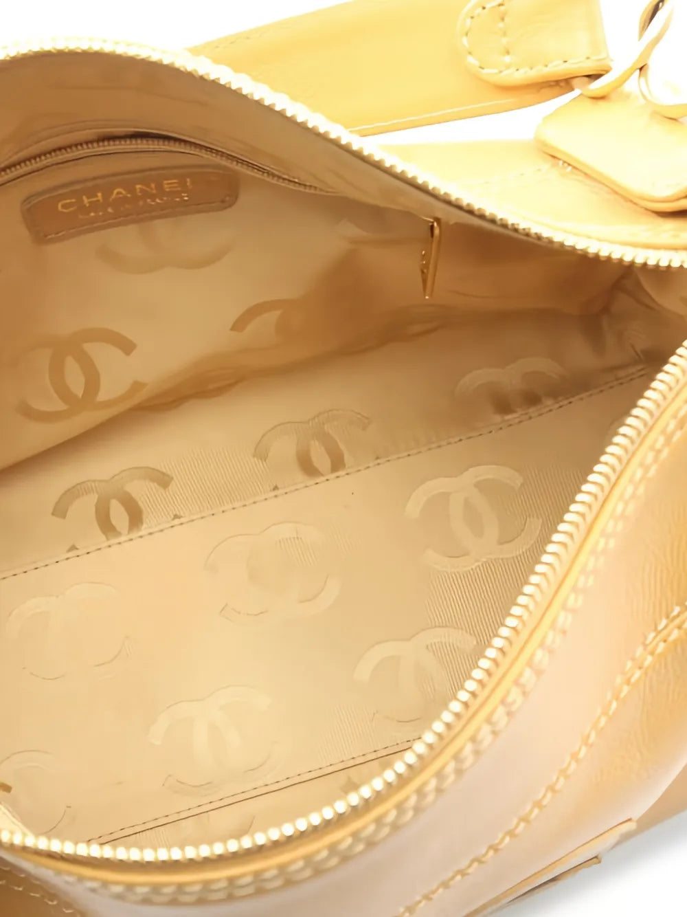 Chanel Pre Owned 2003 2004 Coco Mark Chain Detail Shoulder Bag