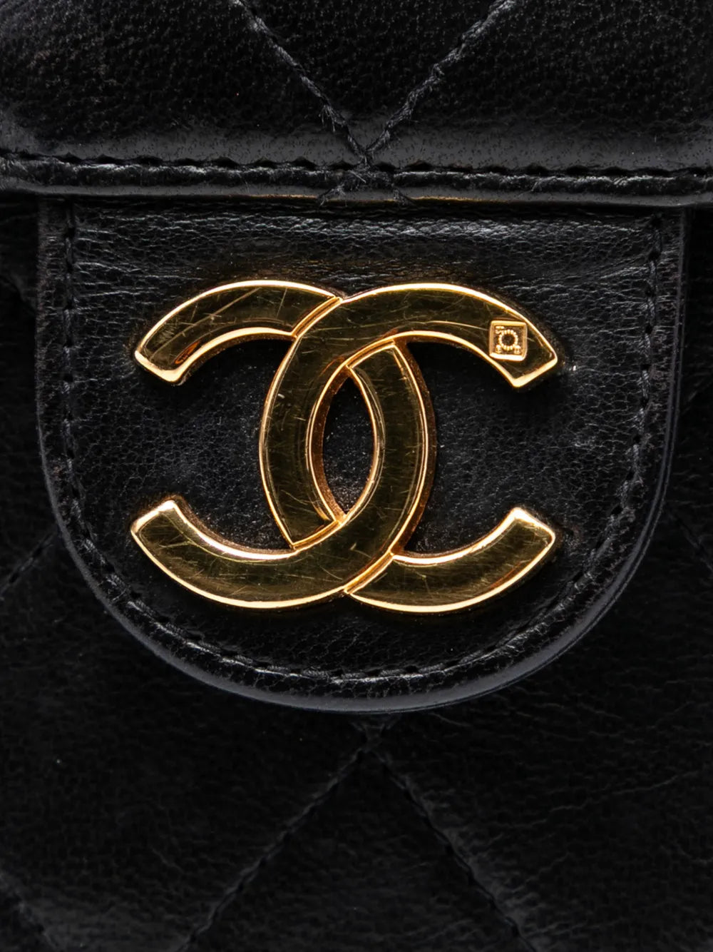 Chanel Pre Owned 1994 1996 Medium Cc Quilted Lambskin Single Flap Shoulder Bag