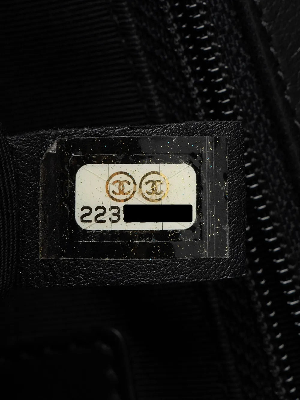 Chanel Pre Owned 2016 2017 Medium Boy Shoulder Bag