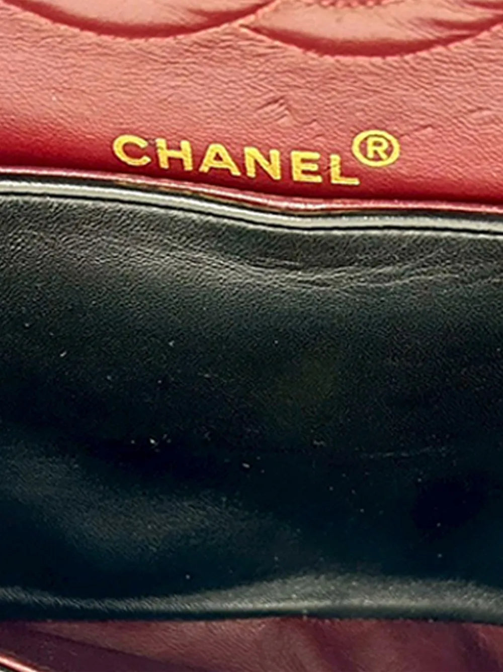 Chanel Pre Owned 1991 1994 Medium Classic Lambskin Double Flap Shoulder Bag