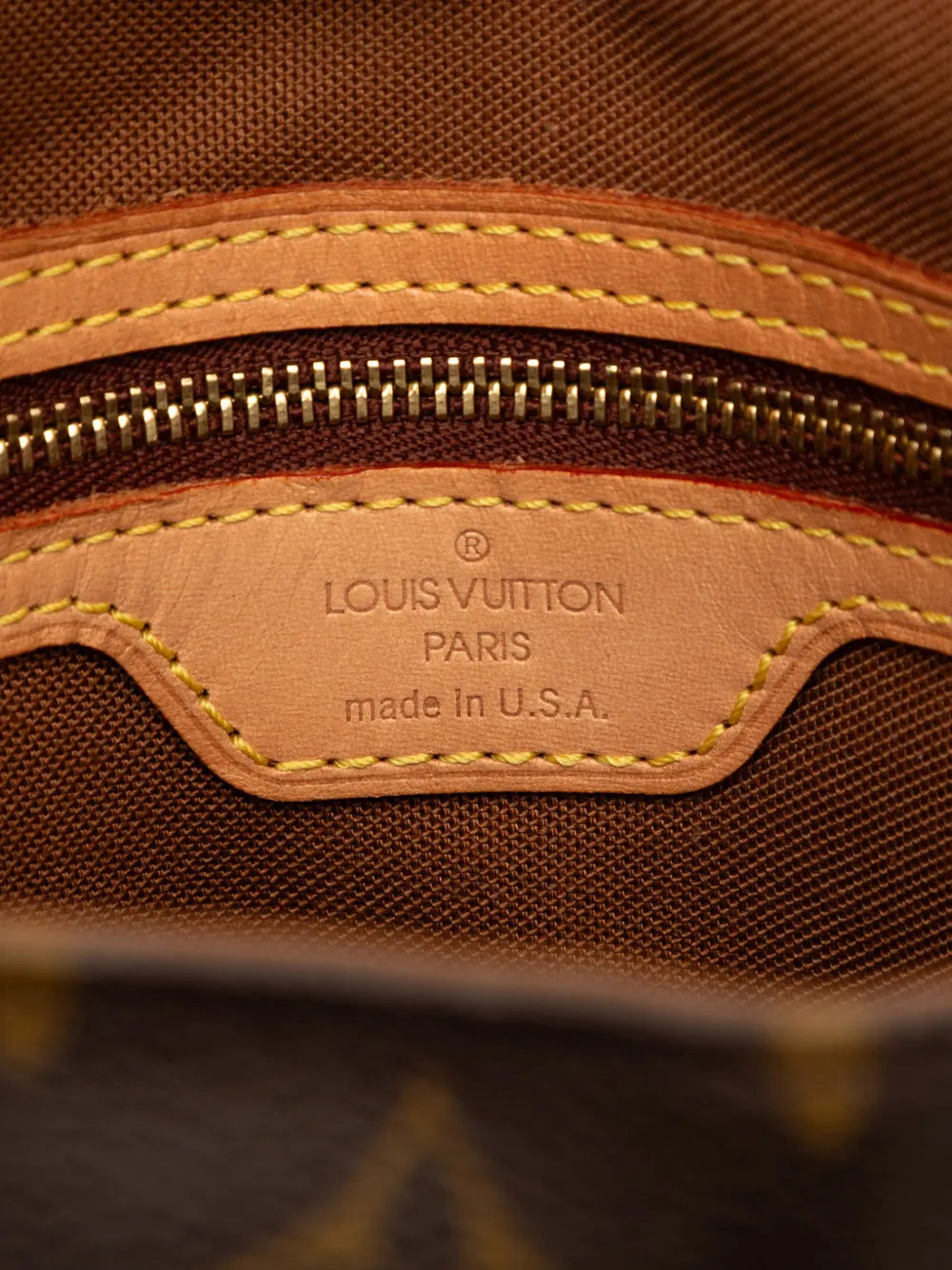 Louis Vuitton Pre Owned 2002 Monogram Mini Looping Shoulder Bag