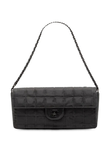 Chanel Pre Owned 2000 2002 New Travel Line Nylon East West Flap Shoulder Bag
