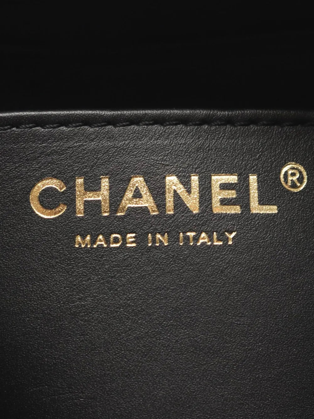 Chanel Pre Owned 2021 2026 Medium Caviar Cc Top Handle Vanity Case Shoulder Bag