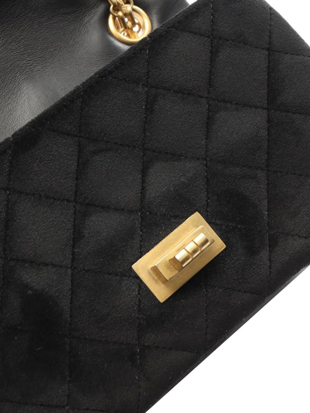 Chanel Pre Owned 2019 Reissue 255 Quilted Velvet Single Flap Shoulder Bag